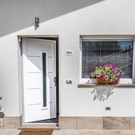 A&G Apartment Aosta - Elegante Casa 100 Mq Su Due Piani Con Wi-Fi-Giardino-Parcheggio Екстер'єр фото