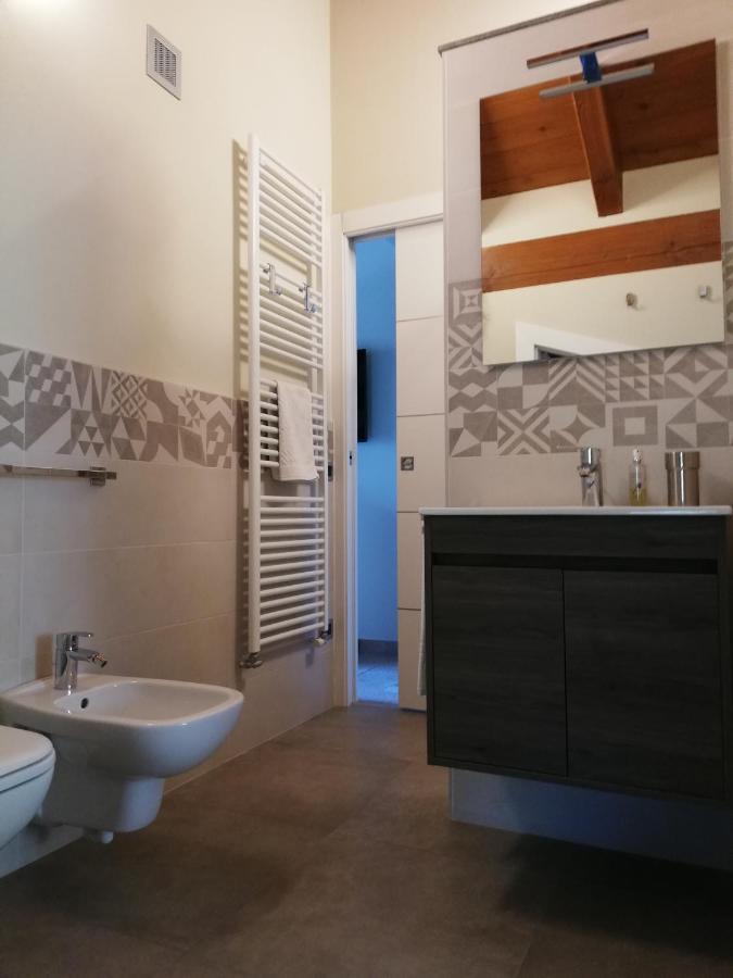 A&G Apartment Aosta - Elegante Casa 100 Mq Su Due Piani Con Wi-Fi-Giardino-Parcheggio Екстер'єр фото