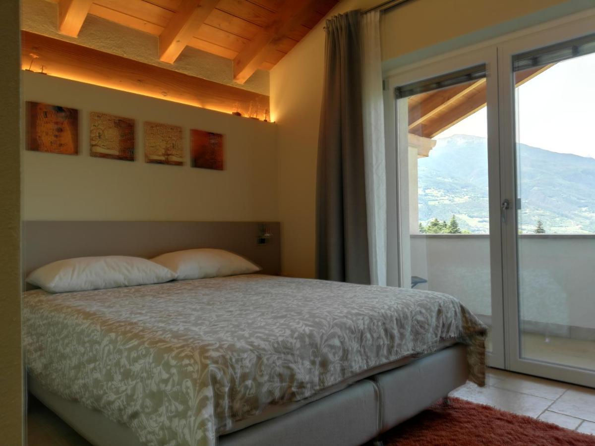 A&G Apartment Aosta - Elegante Casa 100 Mq Su Due Piani Con Wi-Fi-Giardino-Parcheggio Екстер'єр фото